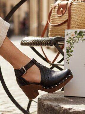 Chelsea & Violet Women's T‑Strap Heels Black Leather Studded Platform Clogs-6.5